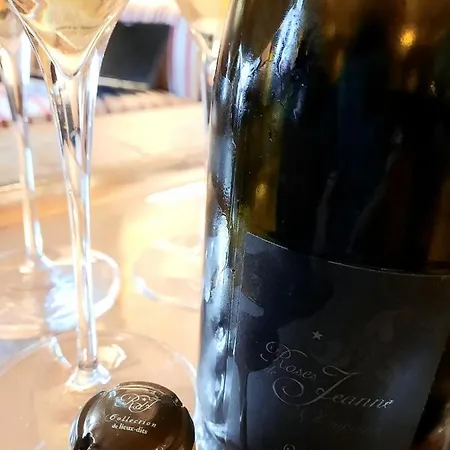 Domaine De Labrousse, En Perigord